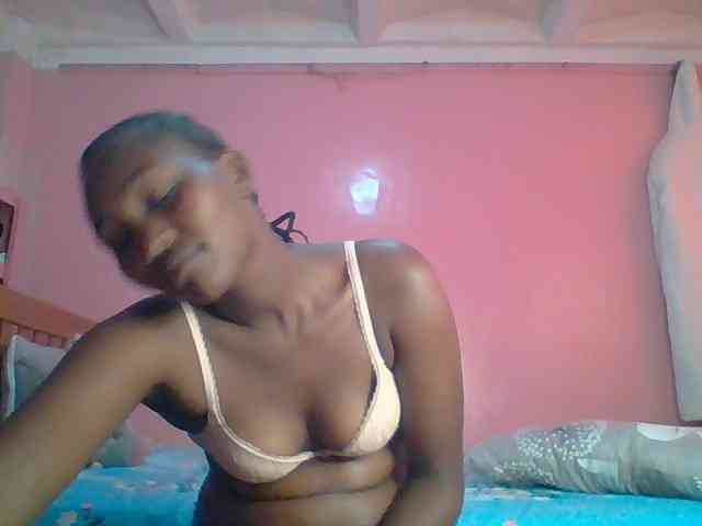 Hot-chocolate-baby webcam