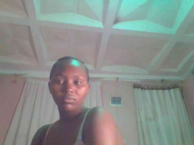 Hot-chocolate-baby webcam