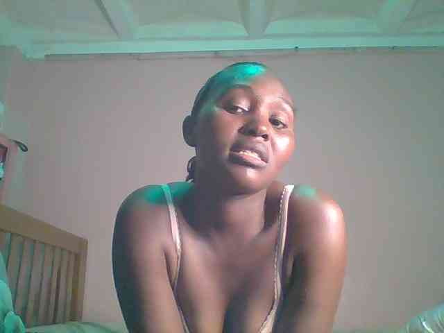 Hot-chocolate-baby webcam