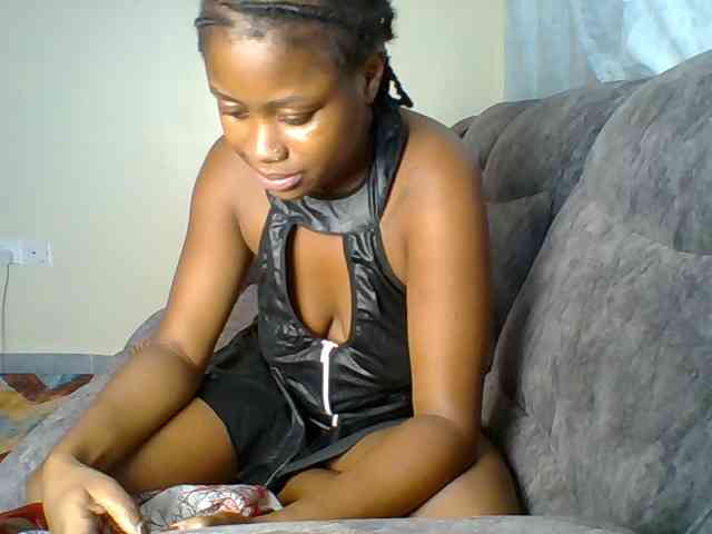 Hot-chocolate-baby webcam