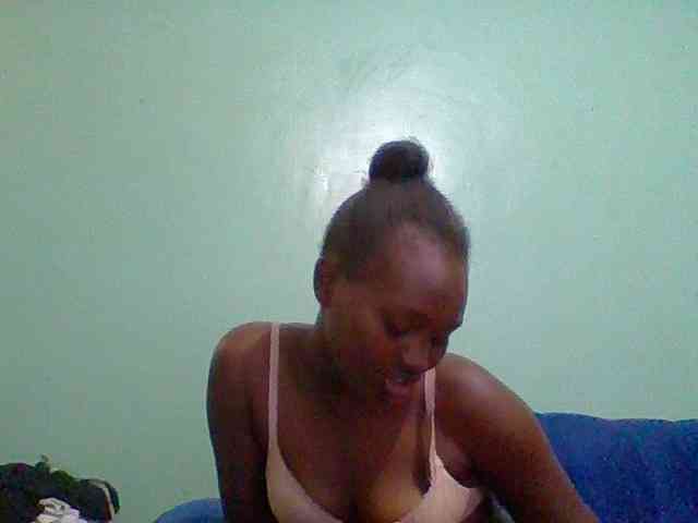 Hot-chocolate-baby webcam