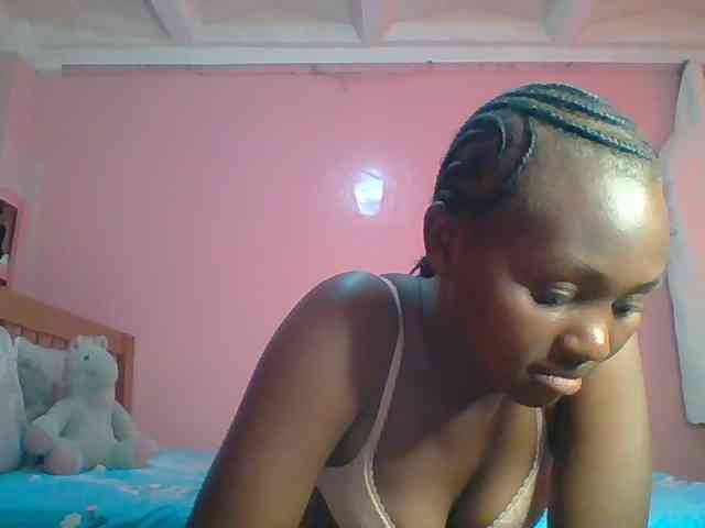 Hot-chocolate-baby webcam