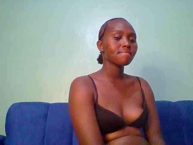 Hot-chocolate-baby webcam