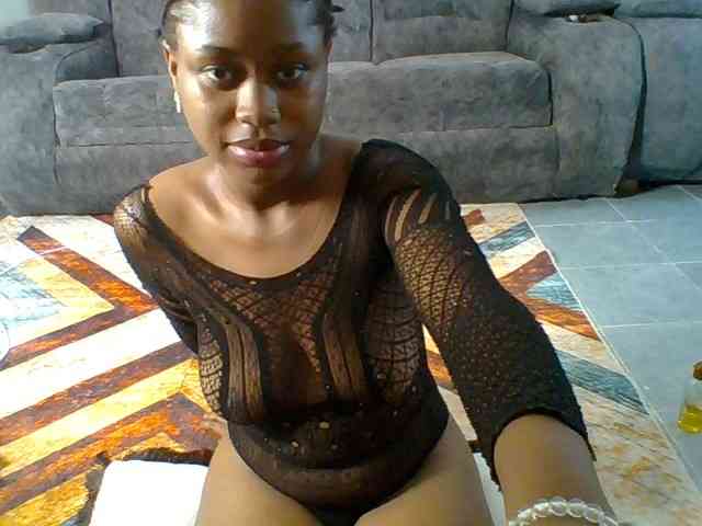 Hot-chocolate-baby webcam