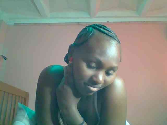 Hot-chocolate-baby webcam