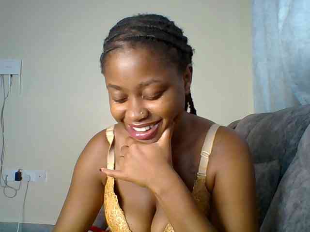 Hot-chocolate-baby webcam