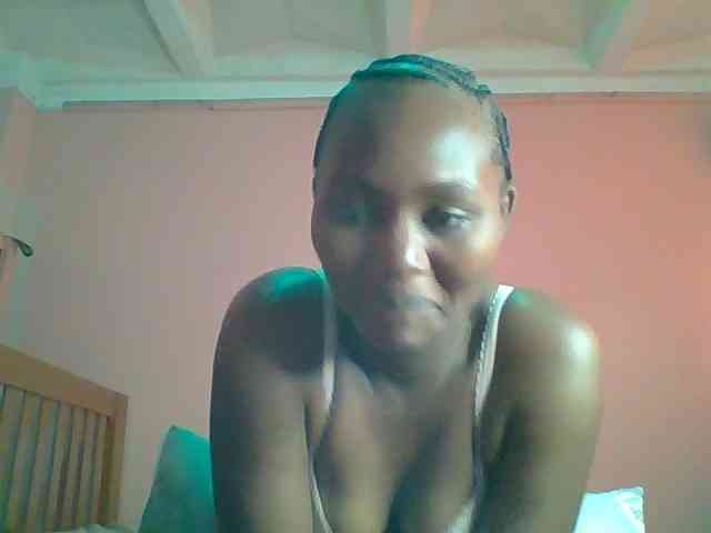 Hot-chocolate-baby webcam