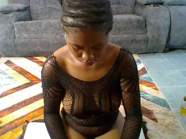 Hot-chocolate-baby webcam