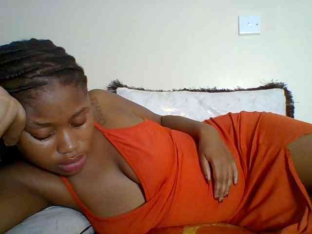 Hot-chocolate-baby webcam