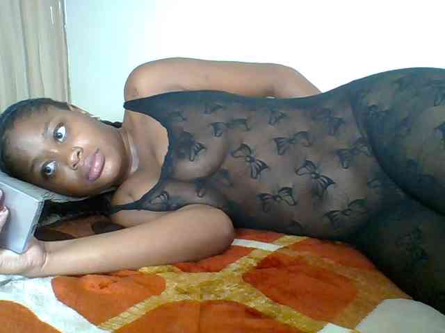 Hot-chocolate-baby webcam