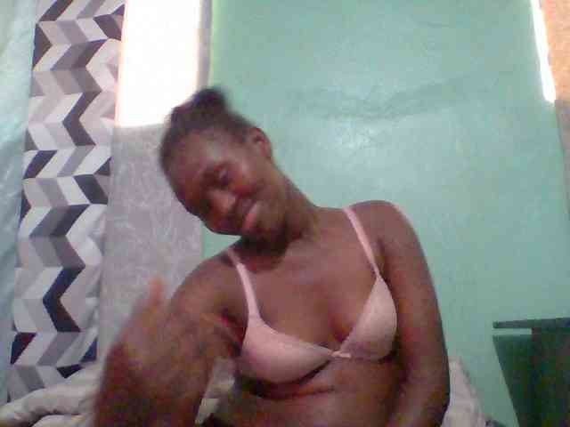 Hot-chocolate-baby webcam