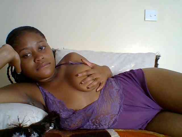 Hot-chocolate-baby webcam