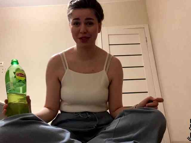 AdelleLenhard AdelleLenhard