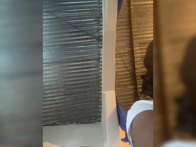 rossana-queen webcam bongacams model stream image