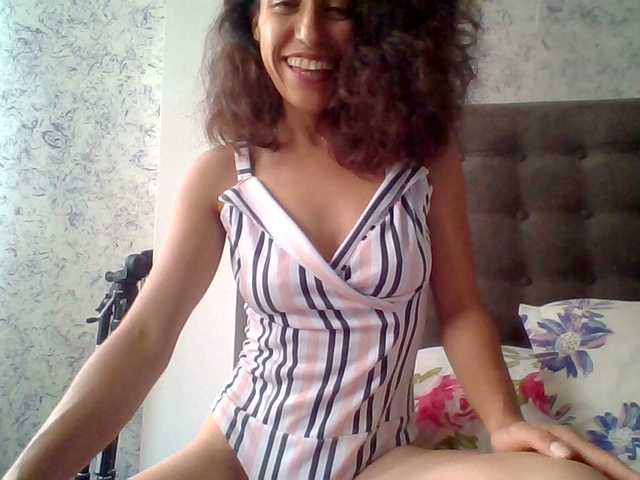 TaniaMarqueza's BongaCams show and profile