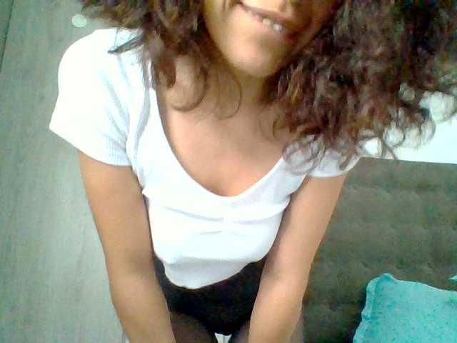 TaniaMarqueza's BongaCams show and profile