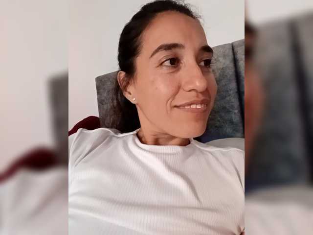 TaniaMarqueza's BongaCams show and profile