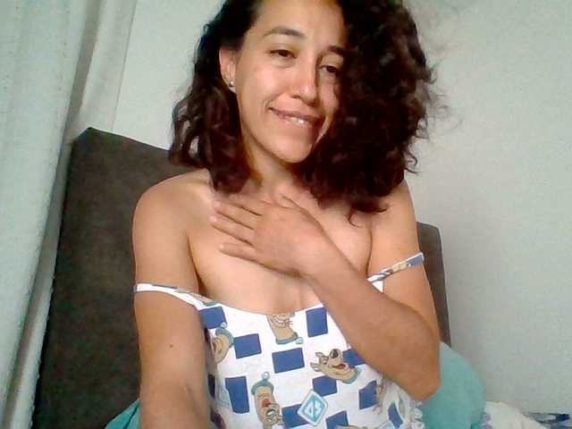 TaniaMarqueza's BongaCams show and profile