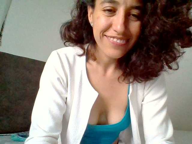 TaniaMarqueza's BongaCams show and profile