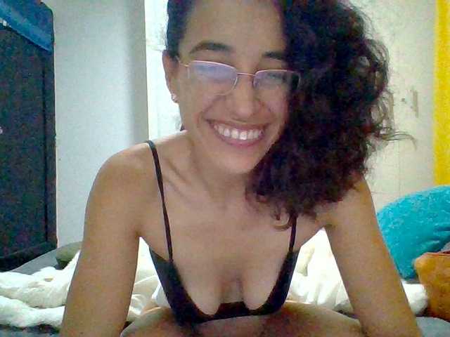 TaniaMarqueza's BongaCams show and profile