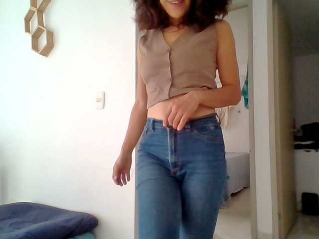 TaniaMarqueza's BongaCams show and profile