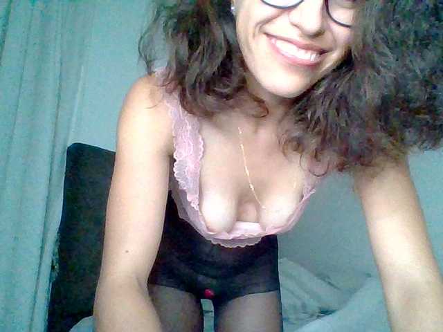 TaniaMarqueza's BongaCams show and profile