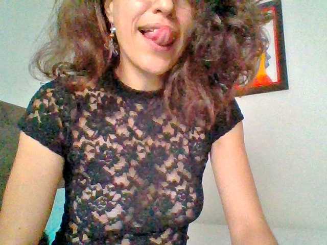 TaniaMarqueza's BongaCams show and profile