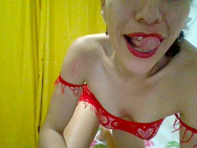 TaniaMarqueza's BongaCams show and profile