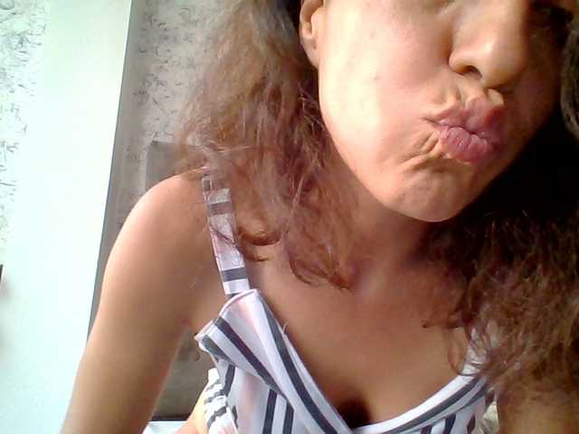 TaniaMarqueza's BongaCams show and profile