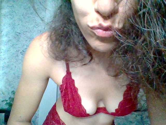 TaniaMarqueza's BongaCams show and profile