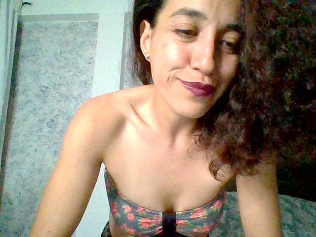 TaniaMarqueza's BongaCams show and profile