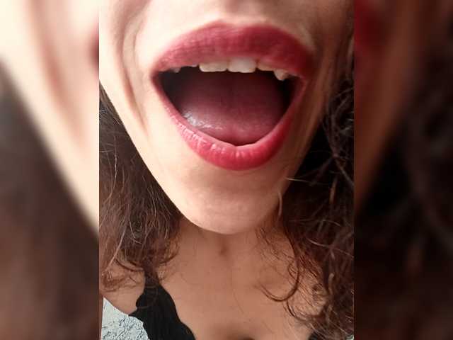 TaniaMarqueza's BongaCams show and profile