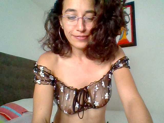 TaniaMarqueza's BongaCams show and profile