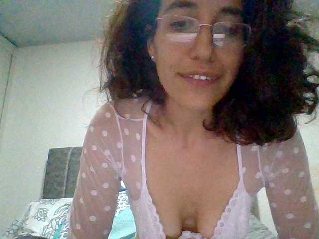 TaniaMarqueza's BongaCams show and profile