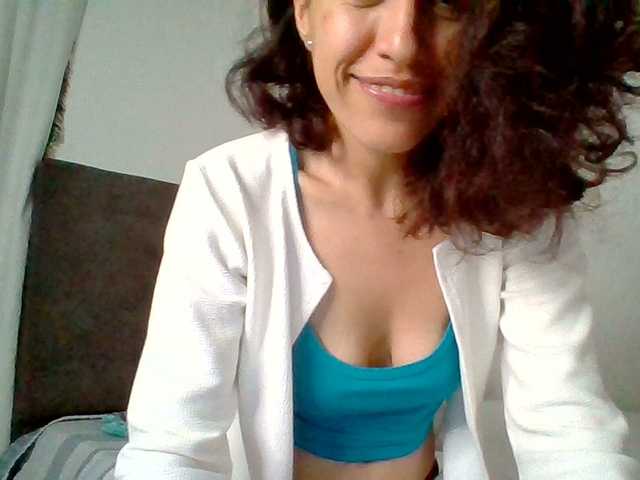 TaniaMarqueza's BongaCams show and profile