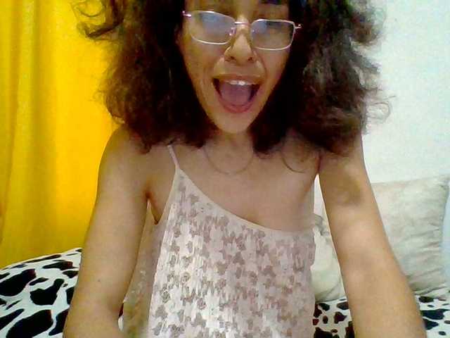 TaniaMarqueza's BongaCams show and profile