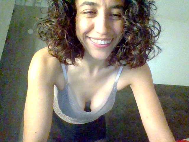 TaniaMarqueza's BongaCams show and profile