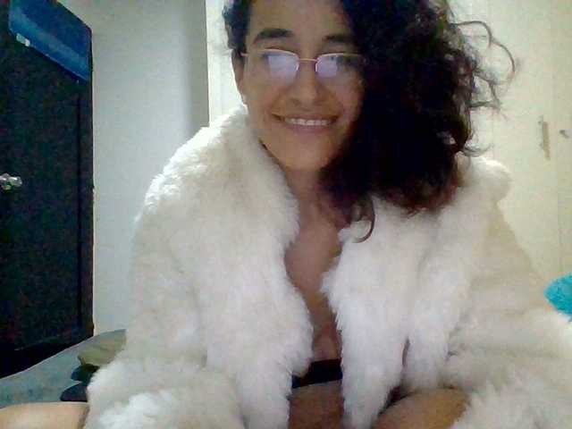 TaniaMarqueza's BongaCams show and profile