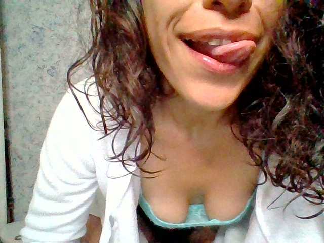 TaniaMarqueza's BongaCams show and profile