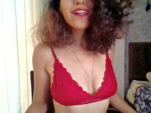 TaniaMarqueza's BongaCams show and profile