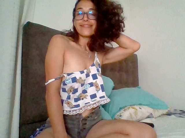 TaniaMarqueza's BongaCams show and profile