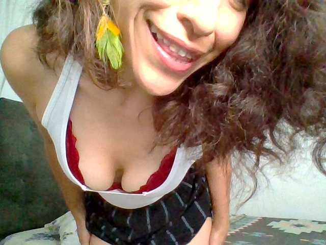 TaniaMarqueza's BongaCams show and profile