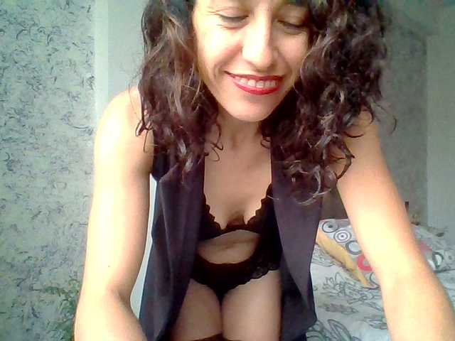 TaniaMarqueza's BongaCams show and profile