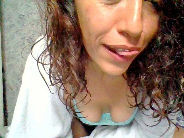 TaniaMarqueza's BongaCams show and profile