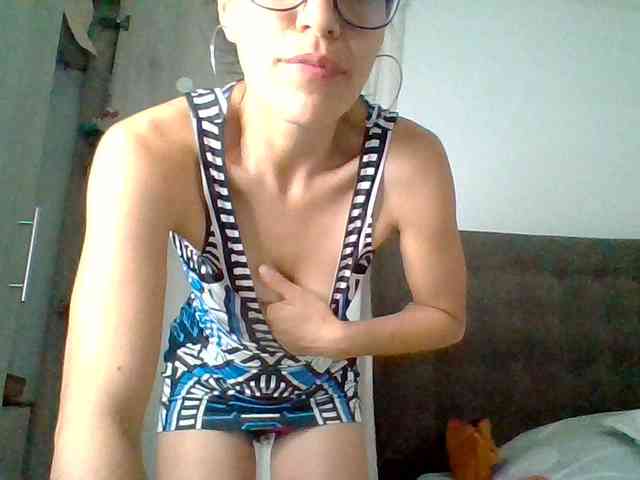 TaniaMarqueza webcam