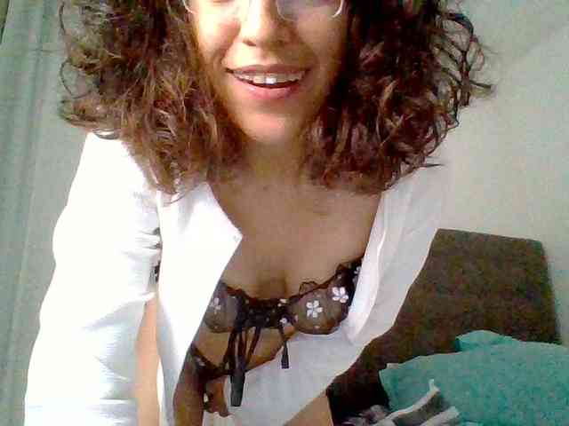 TaniaMarqueza webcam