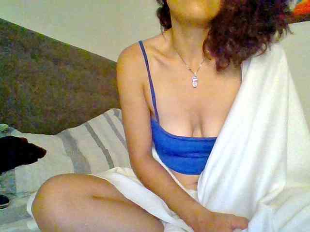 TaniaMarqueza webcam