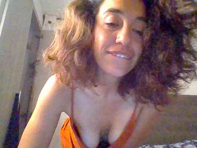 TaniaMarqueza webcam