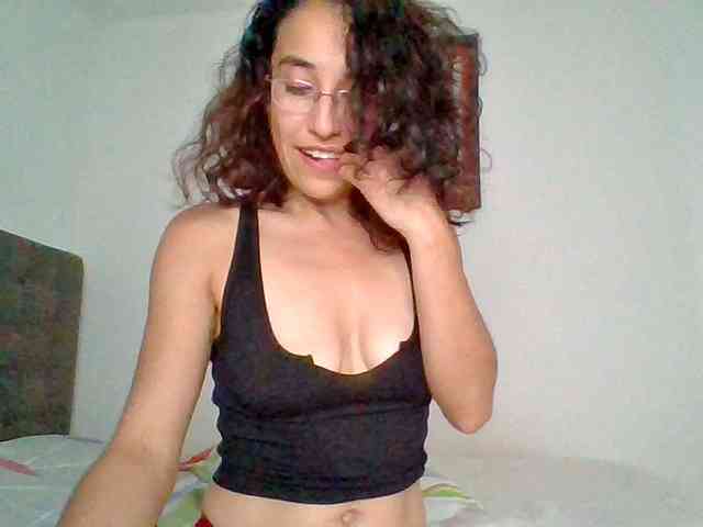 TaniaMarqueza Live Webcam on BongaCams