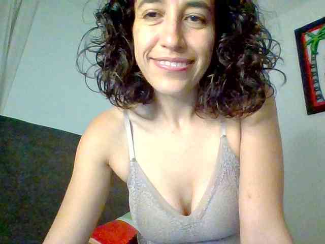 TaniaMarqueza webcam